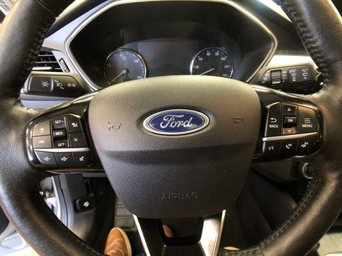 Certified 2021 Ford Escape SE w/ SE Sport Appearance Package image 13