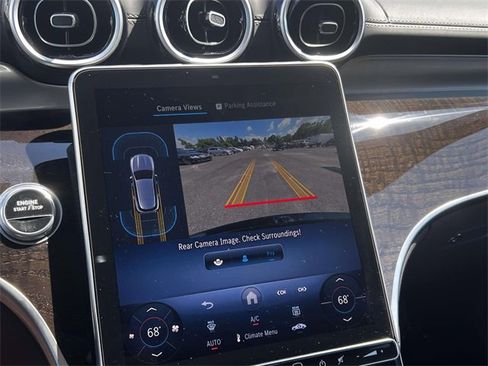 Used 2025 Mercedes-Benz GLC 350e 4MATIC image 28