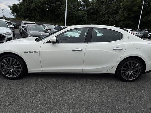 Used 2017 Maserati Ghibli S Q4 AWD/4WD image 11