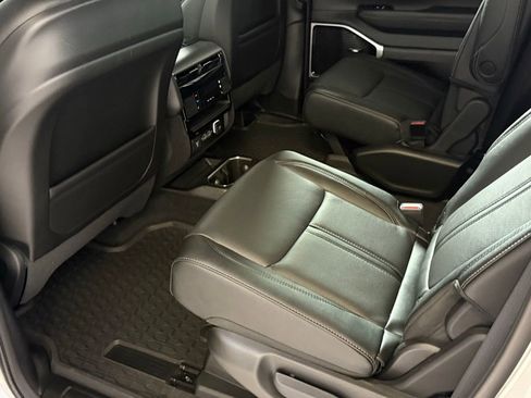 New 2026 Jeep Grand Wagoneer Limited w/ Premium Group II AWD/4WD image 14