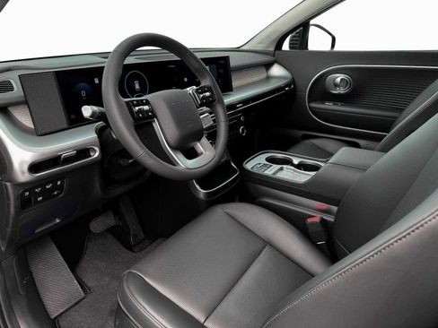 New 2026 Hyundai Ioniq 9 SEL image 14