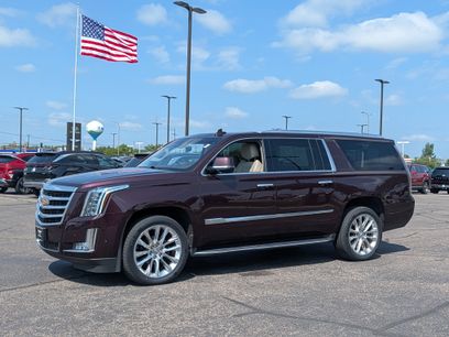 Used 2017 Cadillac Escalade ESV Luxury