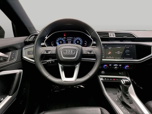 Used 2024 Audi Q3 2.0T Premium Plus w/ Premium Plus Package AWD/4WD image 6