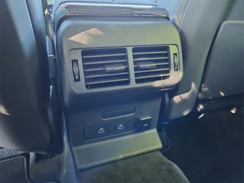 New 2026 Land Rover Range Rover Velar S image 8