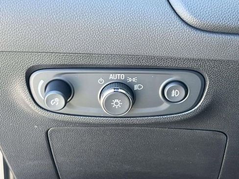 Certified 2023 Buick Encore GX Select AWD/4WD image 22