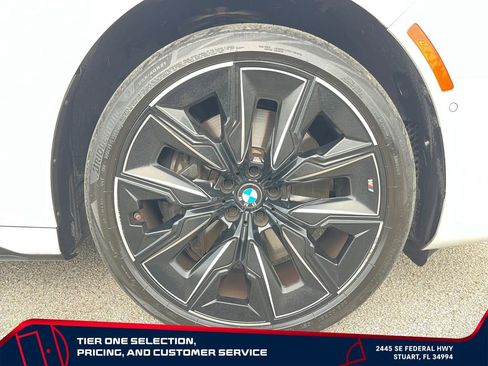 Used 2023 BMW 760i xDrive AWD/4WD image 21