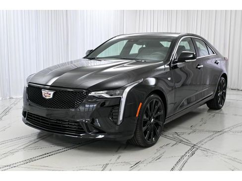 New 2025 Cadillac CT4 Premium Luxury image 4