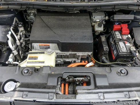 Used 2018 Nissan Leaf SL image 30