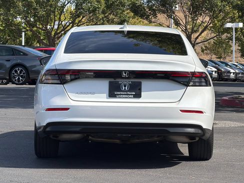 Used 2024 Honda Accord EX image 5