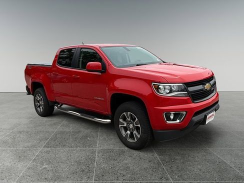 Used 2015 Chevrolet Colorado Z71 AWD/4WD image 7
