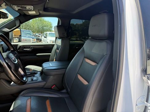 Used 2024 GMC Sierra 3500 AT4 w/ AT4 Premium Plus Package AWD/4WD image 13