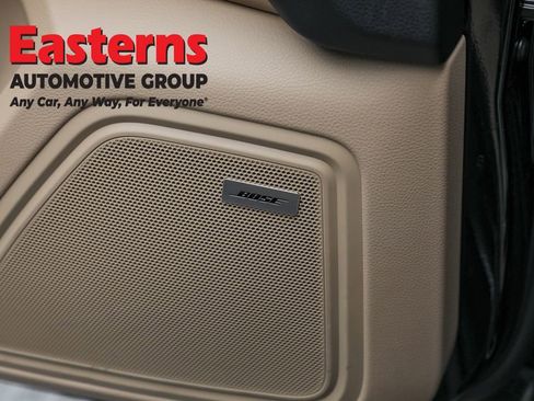 Used 2024 Porsche Macan image 22