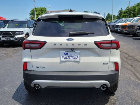 New 2026 Ford Escape SE FWD image 5