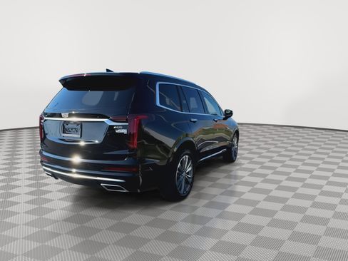 Certified 2025 Cadillac XT6 Premium Luxury image 8