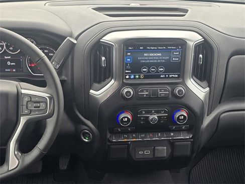 Used 2022 Chevrolet Silverado 1500 LT w/ Safety Package image 16