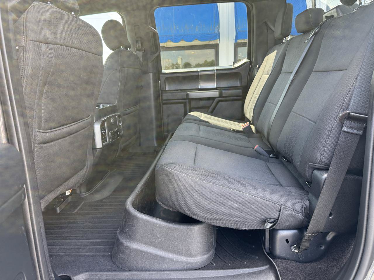 Used 2020 Ford F150 XLT w/ Equipment Group 302A Luxury AWD/4WD image 13