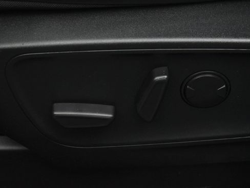 Used 2024 Ford Escape ST-Line image 14