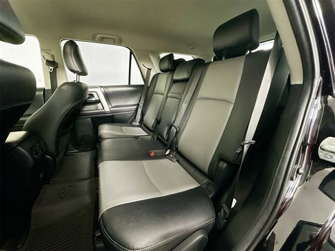 Used 2022 Toyota 4Runner SR5 Premium image 24