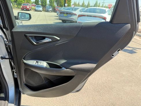 Used 2023 Chevrolet Malibu LT FWD image 21