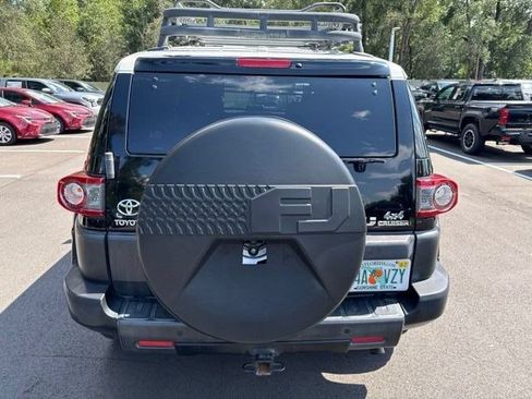 Used 2014 Toyota FJ Cruiser 4WD w/ Upgrade Package image 7