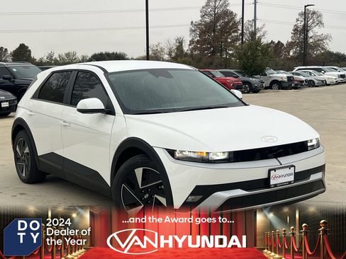 New 2026 Hyundai Ioniq 5 SE image 1