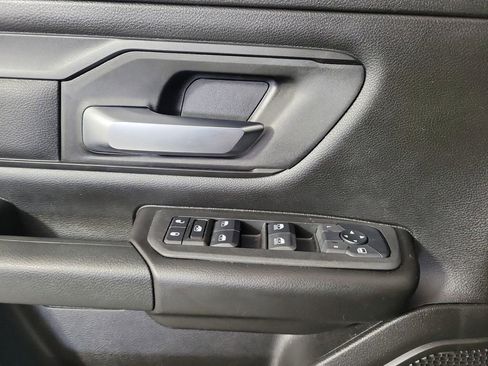 Used 2025 RAM 1500 Big Horn AWD/4WD image 16