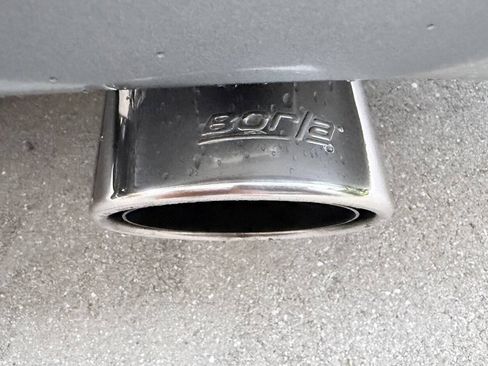 Used 2004 Chevrolet Corvette Coupe w/ Preferred Equipment Group RWD image 36
