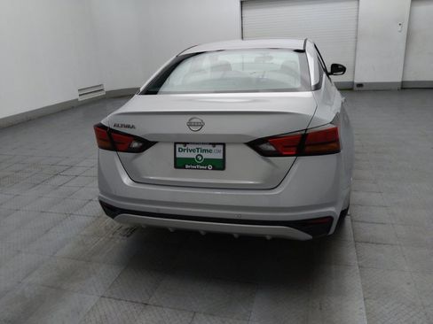 Used 2023 Nissan Altima 2.5 S FWD image 7