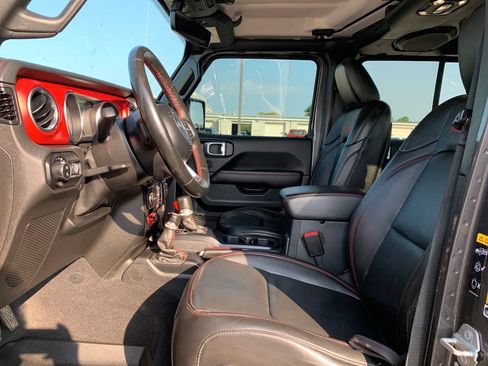 Used 2021 Jeep Gladiator Rubicon AWD/4WD image 15