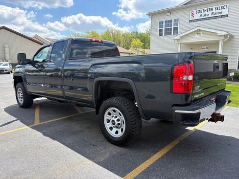 Used 2017 GMC Sierra 2500 4x4 Double Cab w/ Sierra Convenience Package image 9