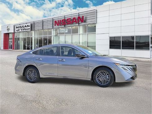 New 2026 Nissan Sentra SV w/ SV Convenience Package FWD image 3