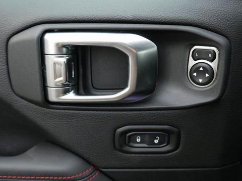 New 2026 Jeep Wrangler Unlimited Rubicon w/ Safety Group image 16