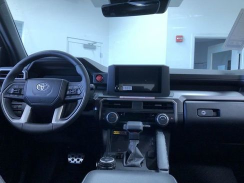 New 2026 Toyota 4Runner TRD Sport AWD/4WD image 9