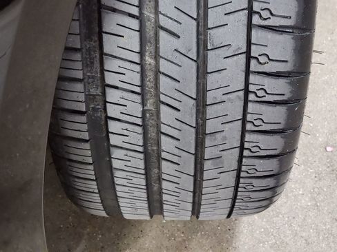 Used 2024 Chevrolet Corvette Stingray Coupe w/ 1LT image 28