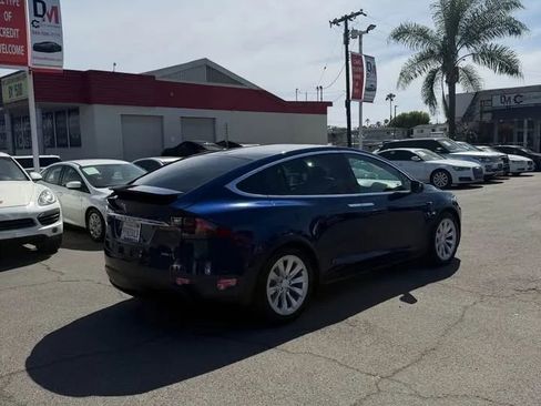 Used 2018 Tesla Model X 100D AWD/4WD image 2