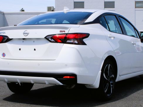 Used 2025 Nissan Versa SR w/ Trunk Package FWD image 9