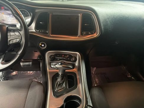Used 2019 Dodge Challenger R/T RWD image 16