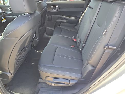 New 2026 Kia Sorento S image 16