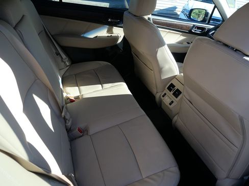 Used 2019 Subaru Outback 2.5i Limited image 26