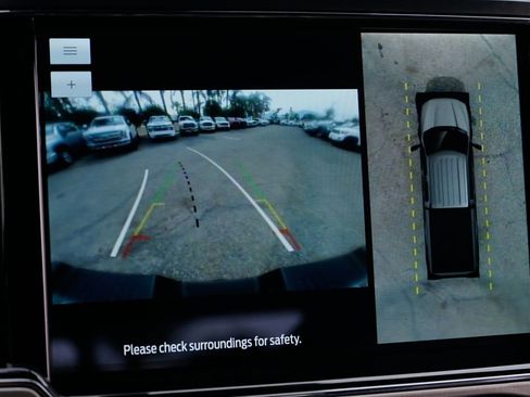 Used 2022 Ford F250 Platinum w/ FX4 Off-Road Package image 34