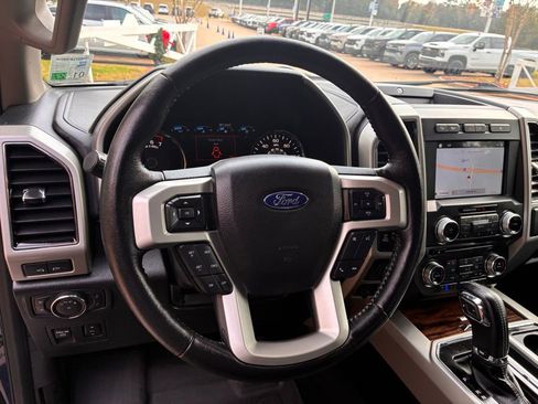 Used 2018 Ford F150 Lariat w/ Equipment Group 502A Luxury image 25