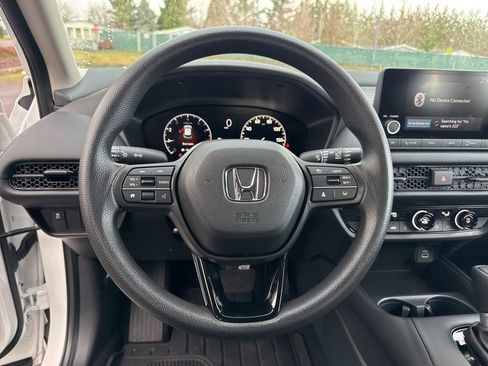 Used 2025 Honda HR-V LX image 10