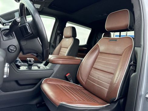 Certified 2025 GMC Sierra 1500 Denali Ultimate image 13