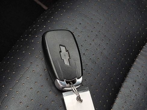 Used 2018 Chevrolet Sonic Premier FWD image 22