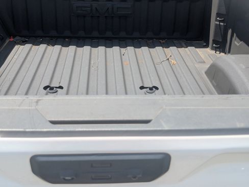 Used 2025 GMC Sierra 2500 Denali AWD/4WD image 15