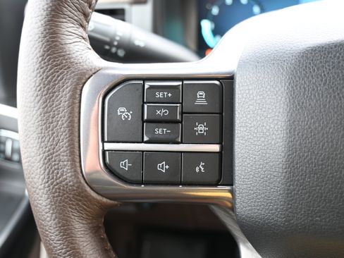 Used 2025 Ford F150 King Ranch w/ FX4 Off-Road Package image 21