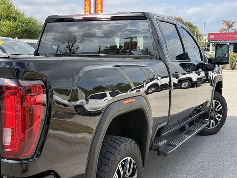 Used 2022 GMC Sierra 2500 AT4 image 7