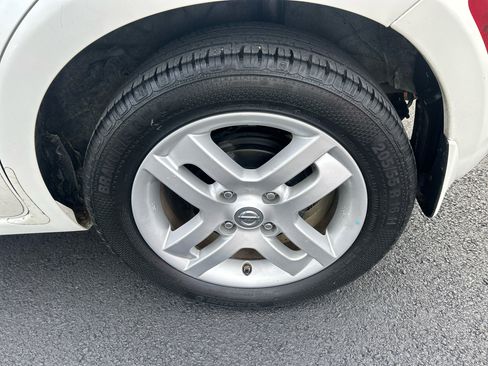 Used 2013 Nissan Cube 1.8 SL w/ Interior Designer Pkg image 9