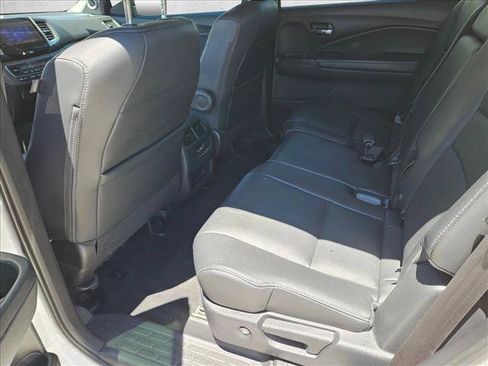Used 2018 Honda Pilot EX-L image 17