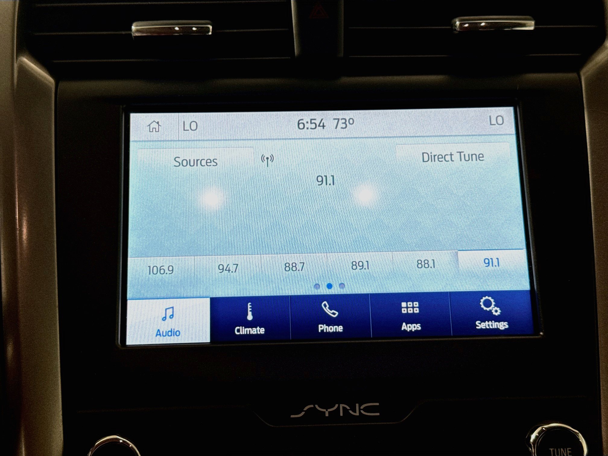 Used 2020 Ford Fusion SE FWD image 13